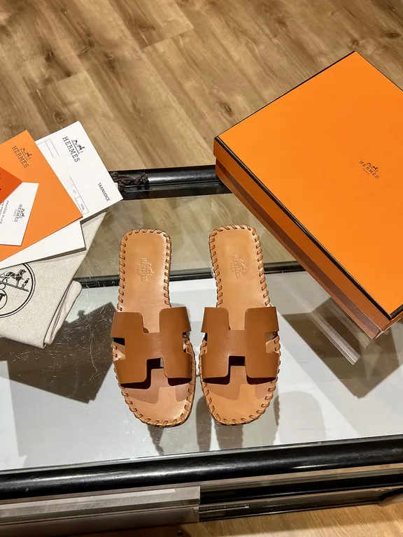 Hermes Shoe 